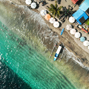 Javas Facettenreichtum mit Strandurlaub in Bali