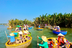 Vietnams Highlights mit Strandurlaub in Zentralvietnam