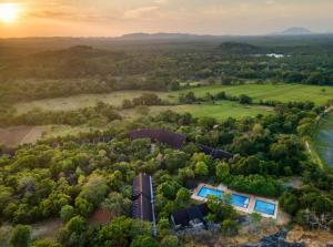 Occidental Paradise Dambulla