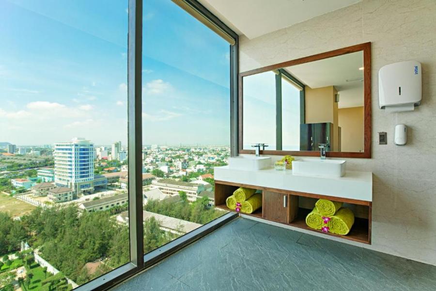 Yarra Ocean Suites Da Nang_72303 Yarra Ocean Suites Da Nang_72303