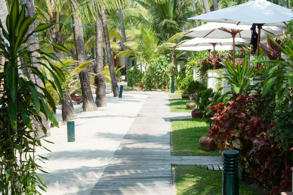 Bay View Ngapali Resort