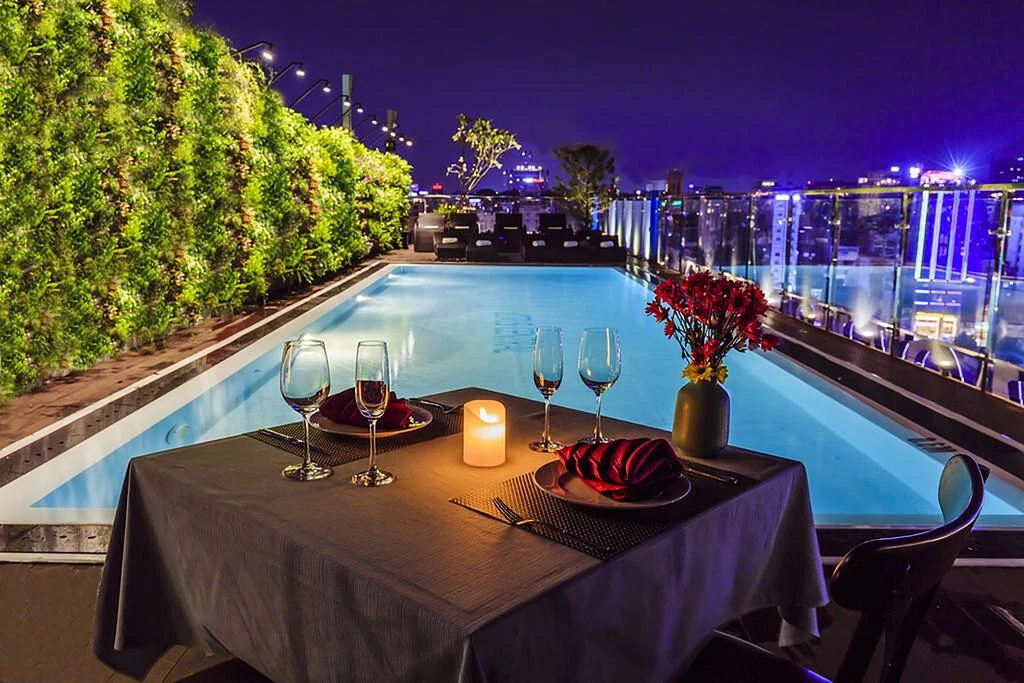 Lotus Central Sai Gon