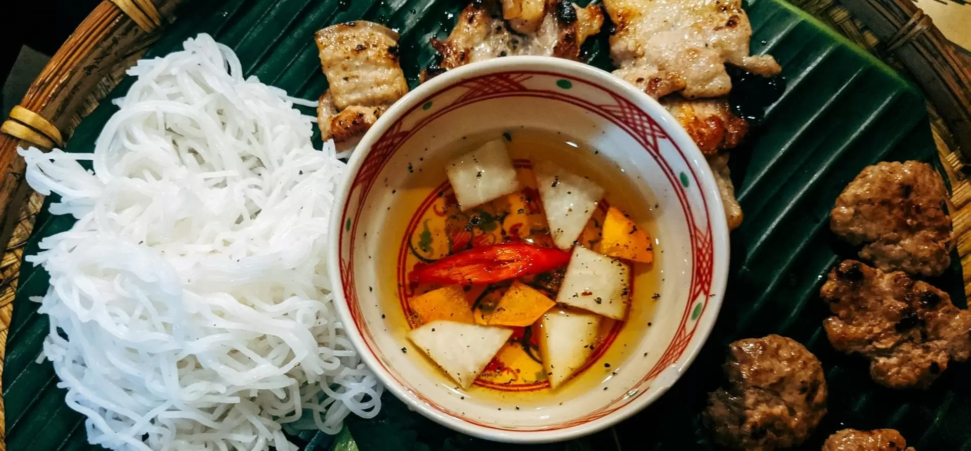 Must-try Nudeln in Vietnam – Vietnamesische Reisnudeln entdecken