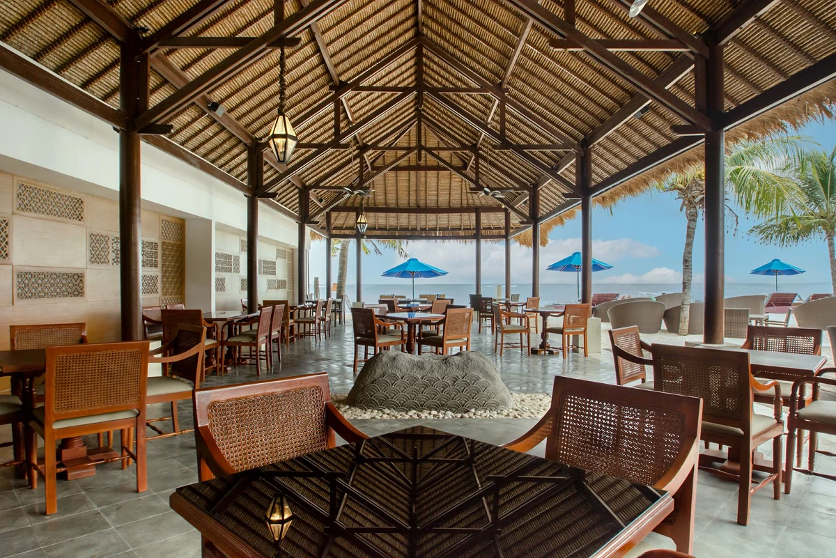Lembongan Beach Club & Resort