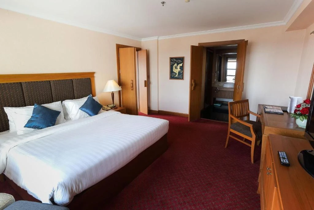 Amora Tapae Hotel Chiang Mai