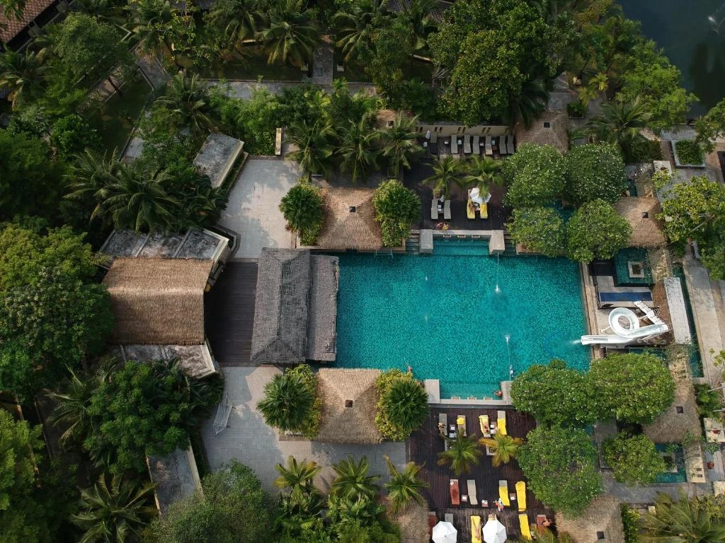 Centara Koh Chang Tropicana Resort