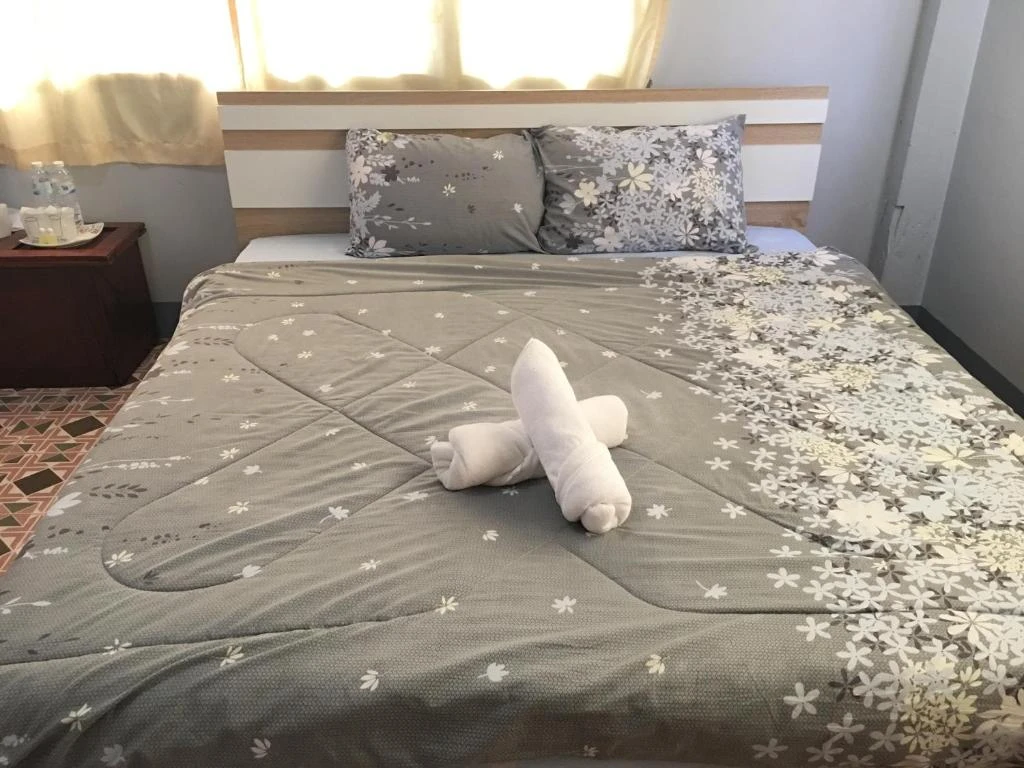 Chaem Muang Guest House