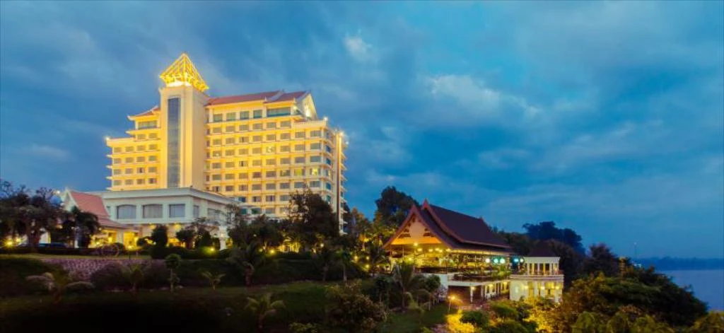 Champasak Grand Hotel