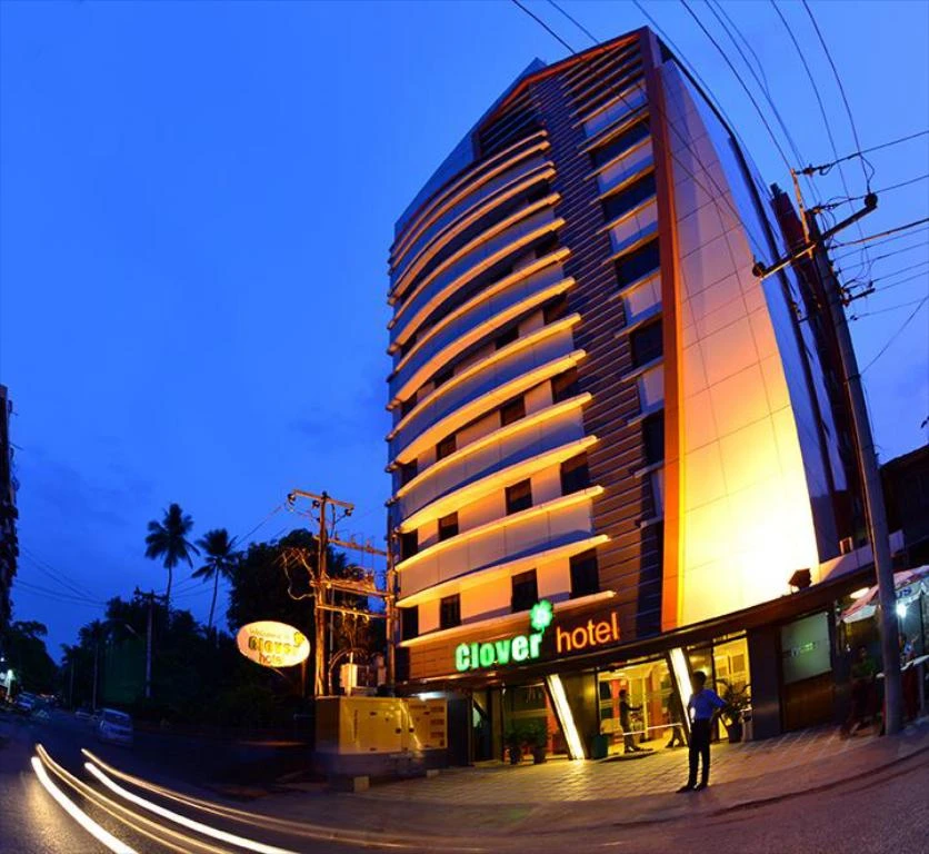 Clover Hotel (Wingaba)