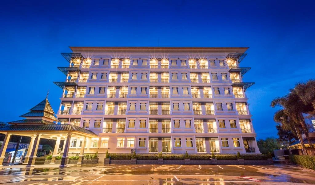 Evergreen Suite Hotel