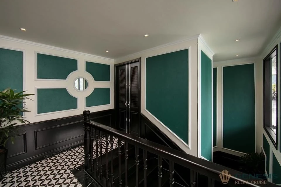 Genesis Regal Cruise