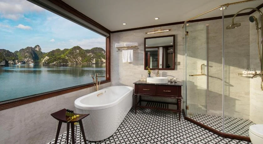 Heritage Cruises Cat Ba Archipelago