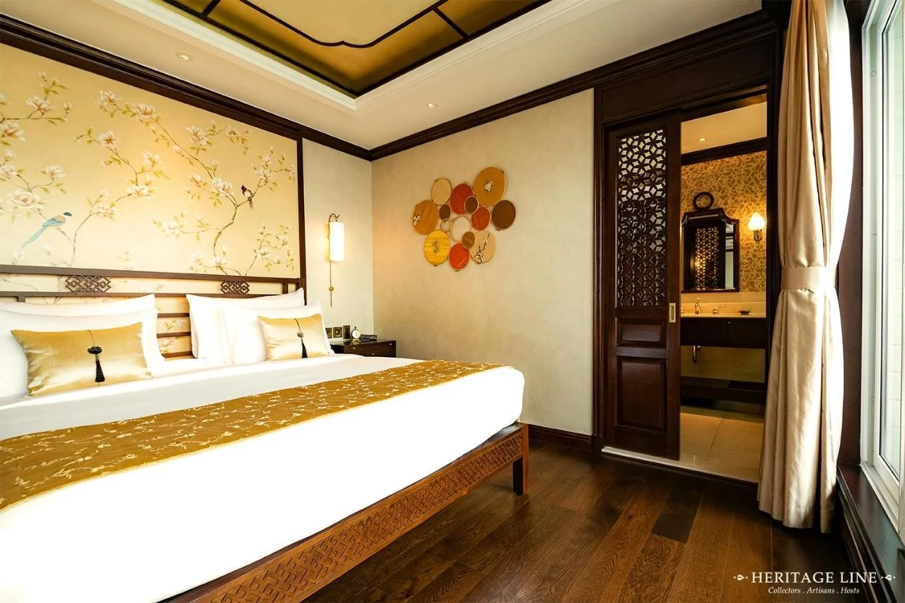 Heritage Line GINGER Cruise