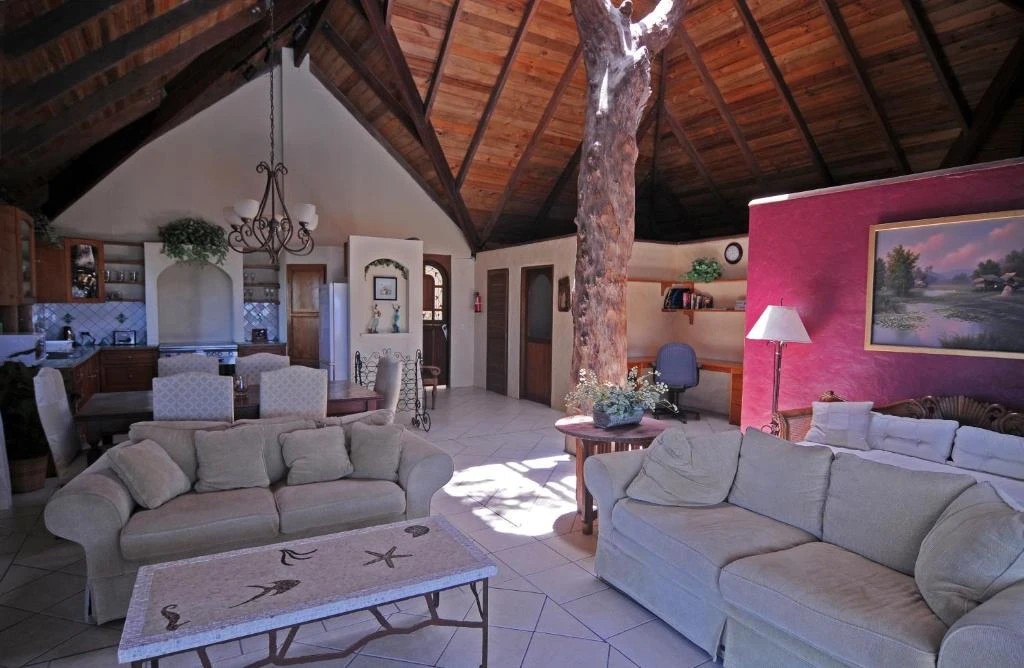 Islanda Hideaway Resort