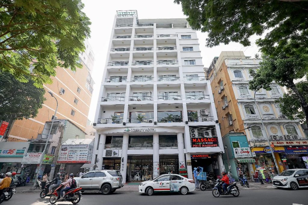 Liberty Hotel Saigon Parkview