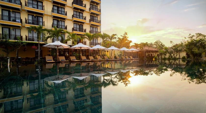 Mulberry Collection Silk Village