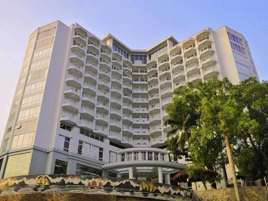 Novotel Ha Long Bay Hotel