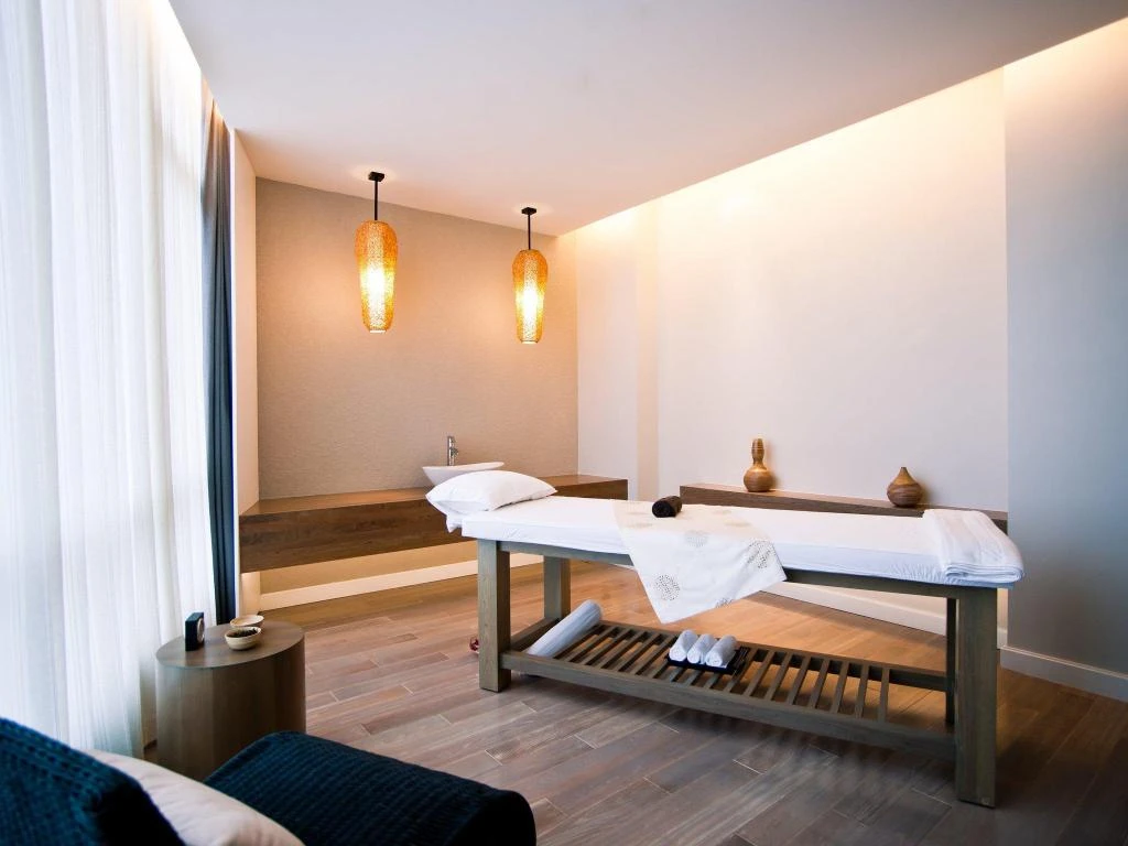 Novotel Ha Long Bay Hotel