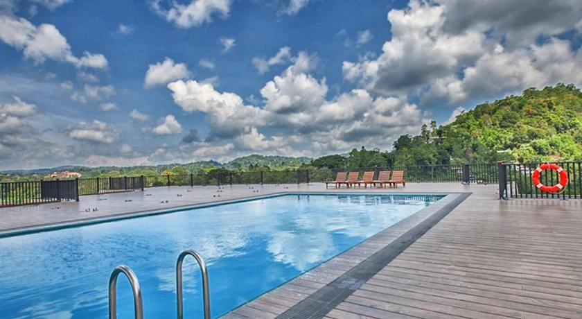 Oak Ray Regency Hotel