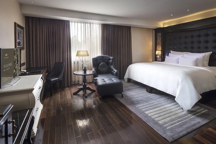 Paradise Suites Halong hotel