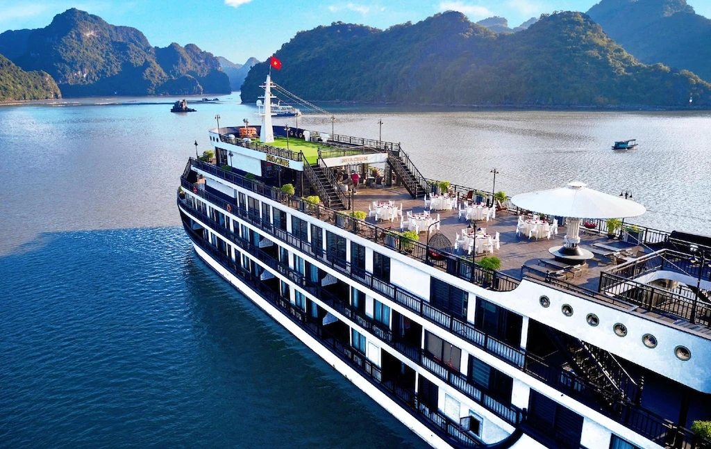 Rita Cruise Halong