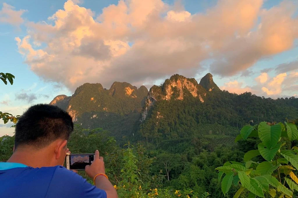 Khao Sok Riverside Cottages