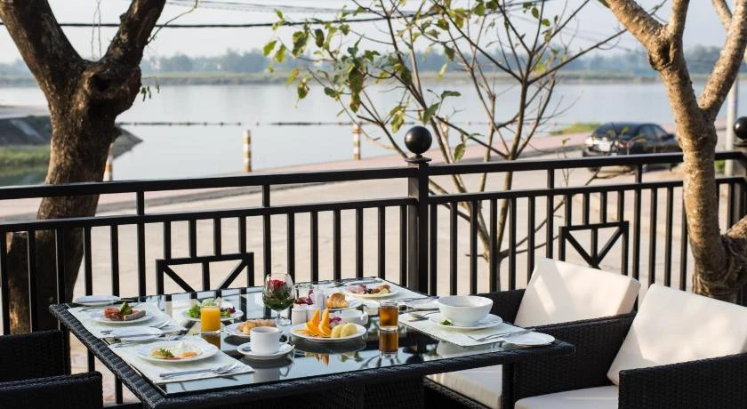 Royal Riverside Hoi An Hotel