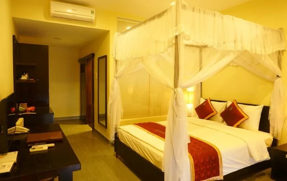 Sài Gòn - Bản Giốc Resort