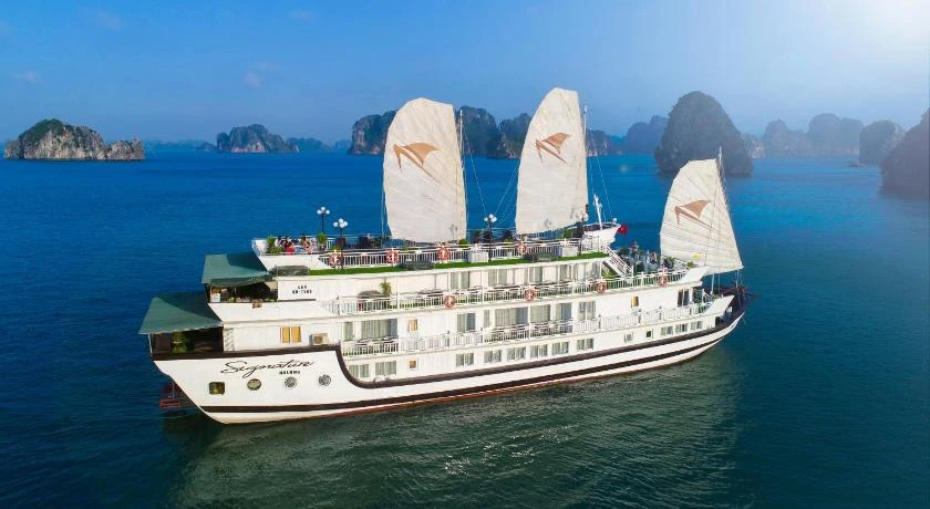 Signature Halong Cruise