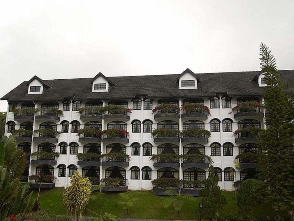 Strawberry Park Resort