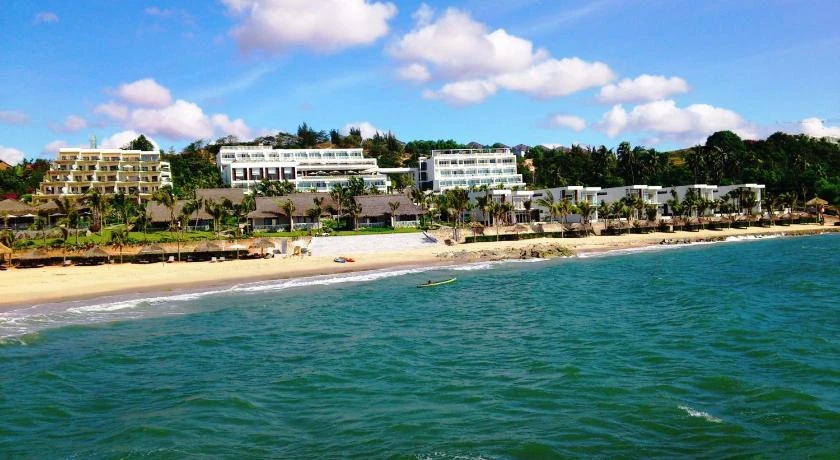 The Cliff Resort and Residences