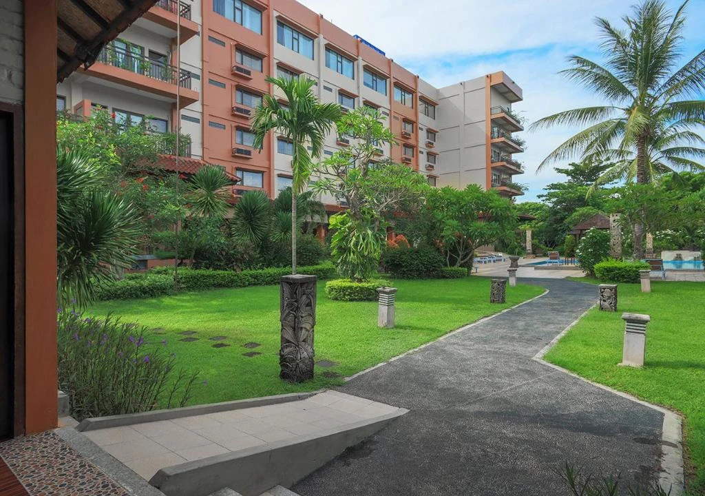 The Jayakarta Suite Komodo Flores