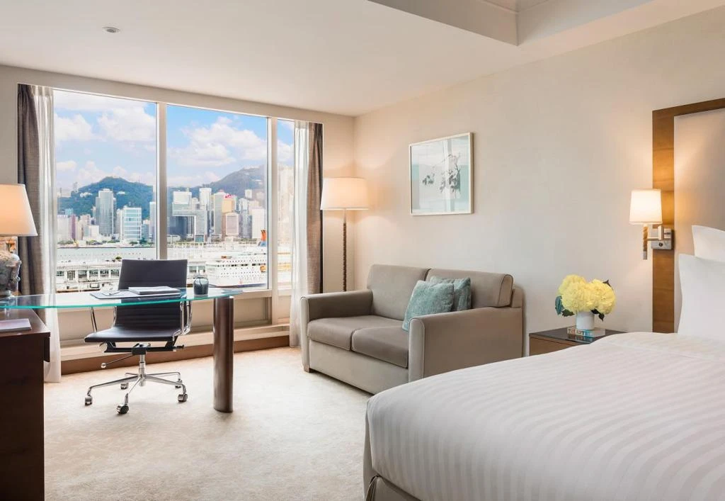 The Royal Pacific Hotel & Towers