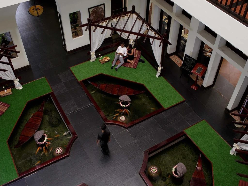 Treasure Oasis Hotel