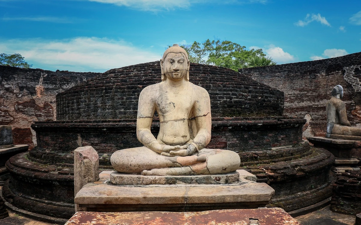 Private Sri Lanka Highlights mit Baden in Kalutara oder auf den Malediven