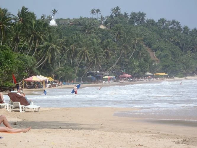 Private Sri Lanka Highlights mit Baden in Kalutara oder auf den Malediven