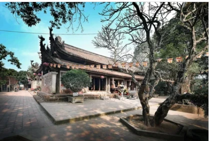Das historische Dorf Duong Lam und die Tay Phuong Pagode