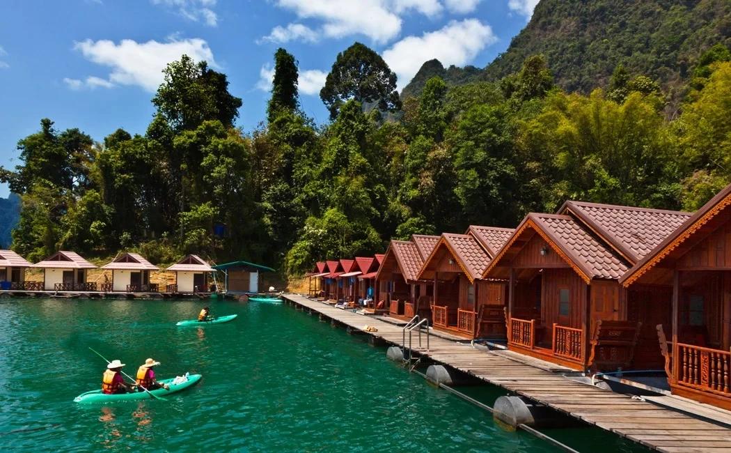 Chew Lan See - Floating Bungalows