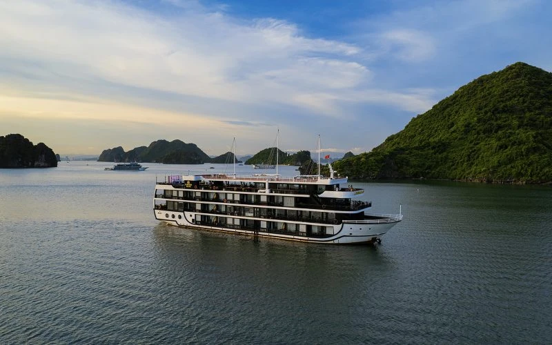 La Regina Grand Cruise