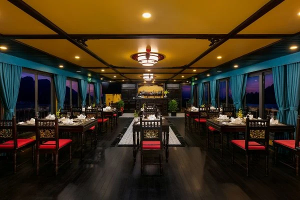 Nostalgia Cruises Ha Long