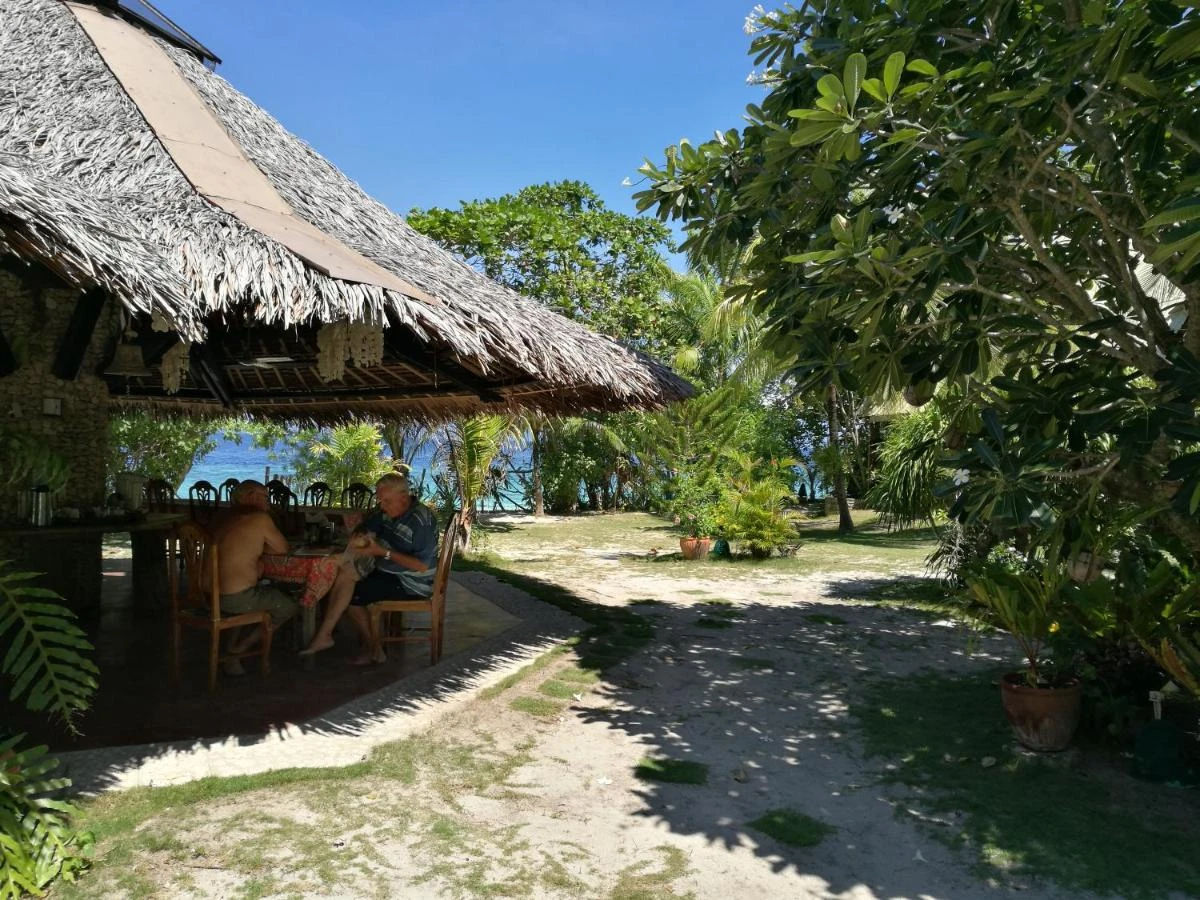 Ravenala Resort