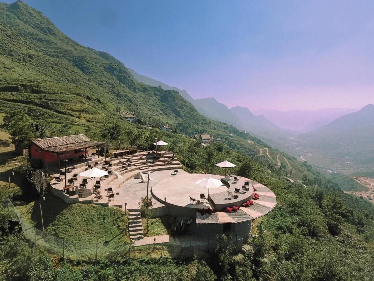 Ville De Mont Mountain Resort