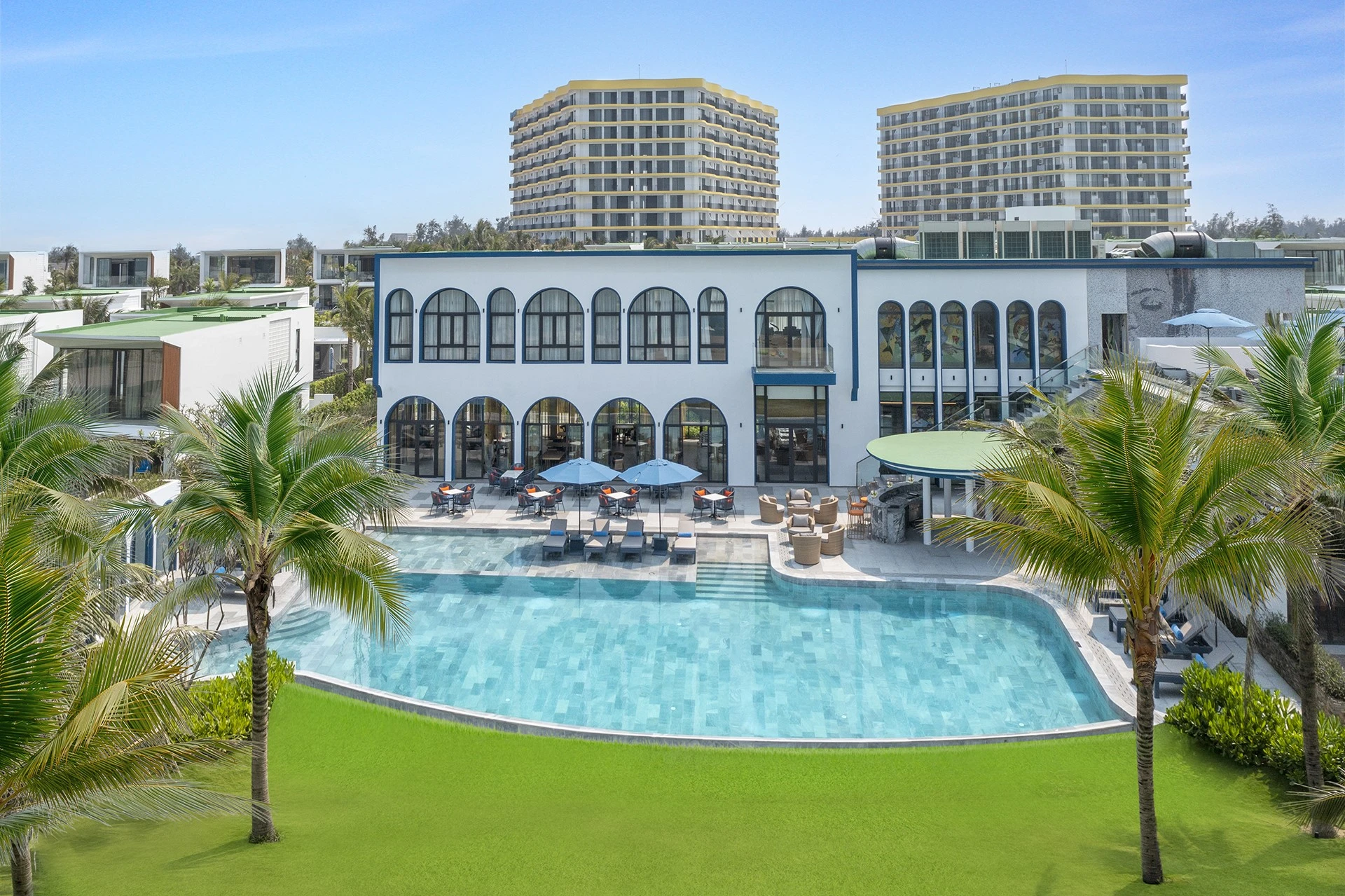 Wyndham Hoi An Royal Beachfront Resort & Villas