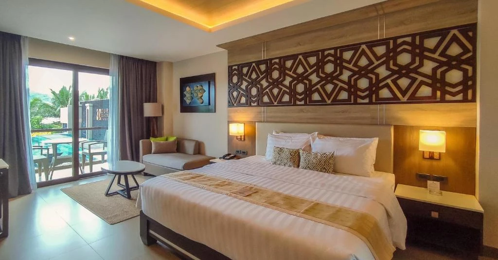Zuri Resort